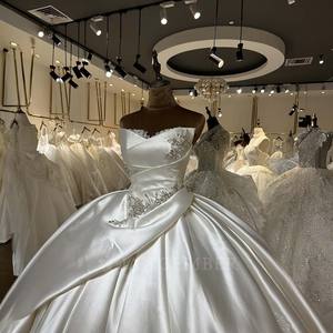 Magnifiques robes de mariée de style princesse, robes de mariée vintage, appliques en satin, robe de mariée princesse, Lsml067 Jancember - Product Image 2