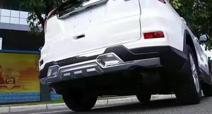 <span class=keywords><strong>Venta</strong></span> caliente Auto Accesorios Body Kit Protector de parachoques trasero delantero para <span class=keywords><strong>Honda</strong></span> <span class=keywords><strong>CRV</strong></span> <span class=keywords><strong>2015</strong></span> - Product Image 2