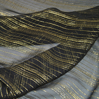 Tissu Dirac en Soie Satinée Crepe Jacquard Brodé Or Horizontal à Fond Noir 100% Soie 10mm pour Robe de Filles Vêtements Somaliens