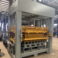 Machine automatique de fabrication de blocs de pavés 8-15 pour le marché du Tadjikistan