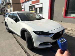 <span class=keywords><strong>Mazda</strong></span> CX-4 <span class=keywords><strong>2022</strong></span>, 2.0L Turbo, SUV Blanco, Transmisión Automática, 24000 km, Cuero Oscuro, R18, Volante a la Izquierda, Dos Tonos, Panorámico - Product Image 2