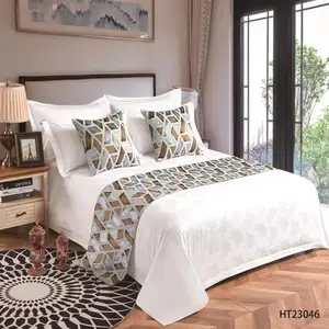 SANHOOホワイトベッドシーツコットン羽毛布団カバーセット装飾寝具ホテル用カスタムベッドランナー