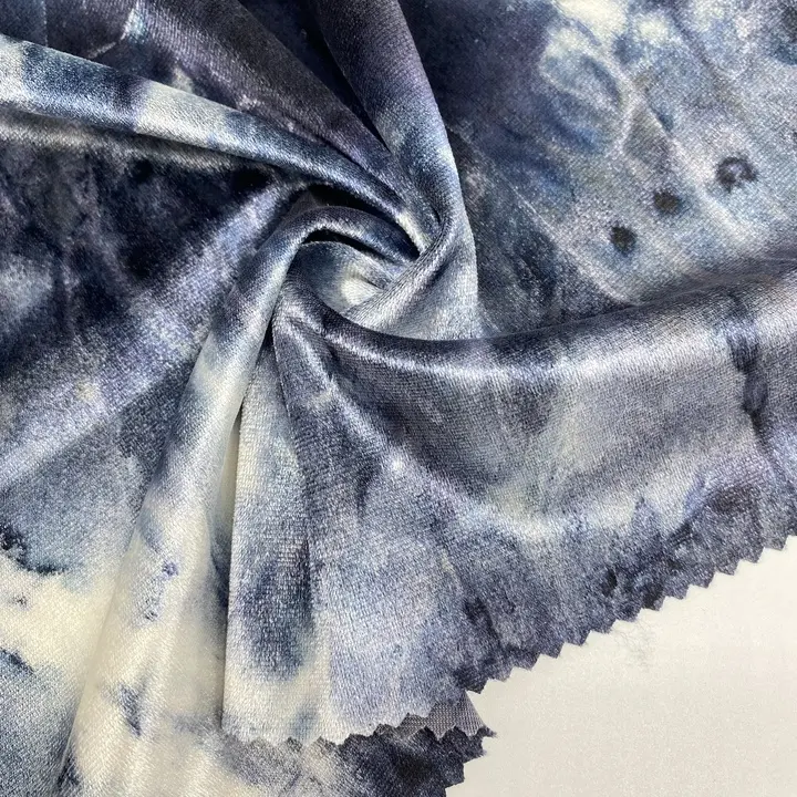 Vendita calda in velluto lavorato a maglia tie-dye design tessuto stampa per abbigliamento donna tessuto