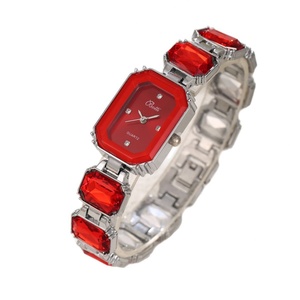 Nouvelle Montre Carrée à Quartz Décontractée pour Femme, Style Coréen, avec Bracelet en Alliage et Strass - Product Image 6