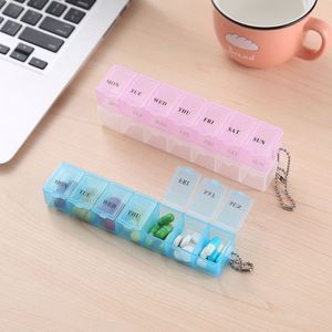 Mini porte-clés pilulier en plastique tendance, vente en gros, étui à pilules portable de voyage pour 7 jours, organisateur hebdomadaire, petite boîte à pilules en plastique avec porte-clés - Product Image 3
