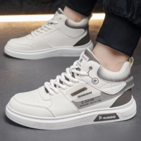 Chaussures pour hommes 2026 Nouvelle tendance mode Respirantes Chaussures de sport blanches Chaussures de sport décontractées