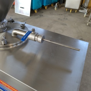 Heavy-Duty Hydraulic Sausage Stuffer Machine for High-Pressure Filling of Natural and Collagen Casings - Product Image 4
