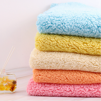 Shaoxing Textile directement usine Polyester Sherpa polaire faux mouton agneau fausse fourrure tissu, polyester fourrure artificielle tissu