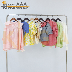 中古婦人服ブラウス 夏物 カジュアル 半袖 コットン製 KINGAAAブランド 45-100kg/ベール 卸売 大量仕入れ - Product Image 3