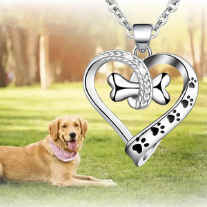 Collier avec pendentif en forme d'os de chien en acier inoxydable, couleur argent, style classique, ornement pour animaux de compagnie - Product Image 1
