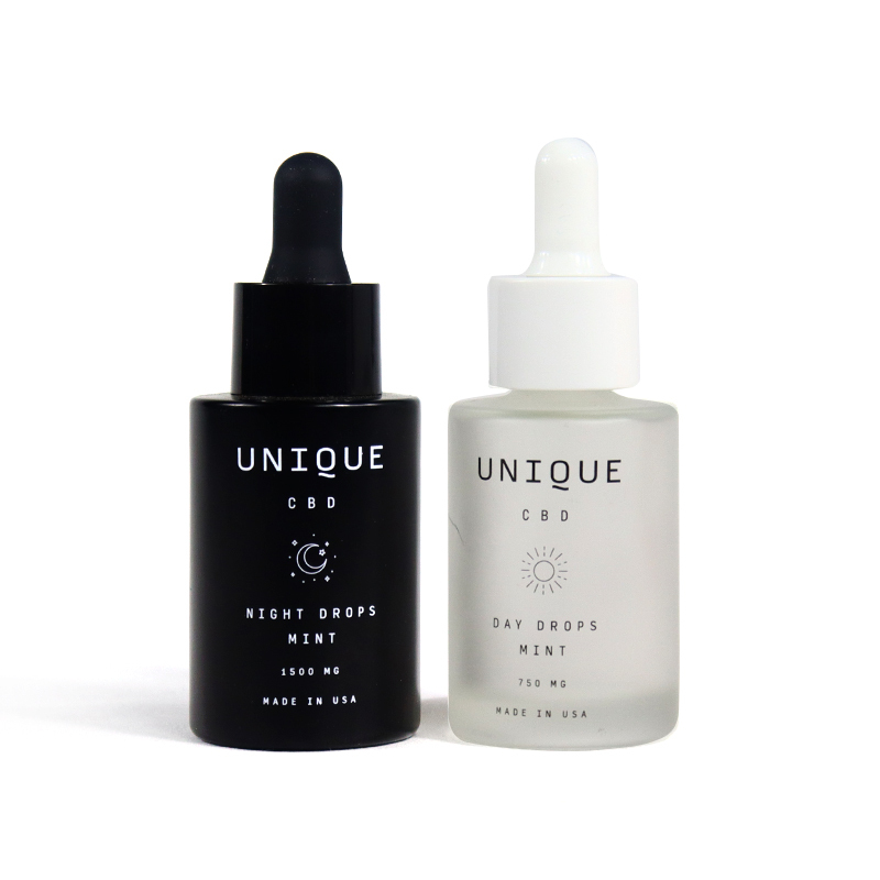 Custom Logo White Black Skin Care Serum Bottle 15ml 30ml 50ml Frosting Flat Shoulder Glass Essential Oil Dropper Bottle