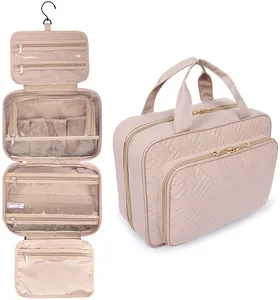免费样品化妆包悬挂旅行化妆组织者，配有TSA批准的透明化妆包化妆包