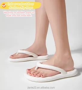 Pantoufles de plage pour femmes nues pour l'intérieur du salon pantoufles ultra-douces avec oreiller tongs ouvertes pour la salle de bain eva pantoufles de bain