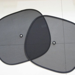 Pare-soleil de <span class=keywords><strong>voiture</strong></span> en maille de nylon avec <span class=keywords><strong>ventouse</strong></span>, protection UV pour vitres latérales et pare-brise - Product Image 2
