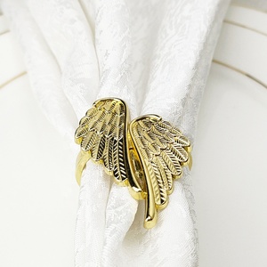 Anillos de Servilleta con Alas de Ángel Doradas y Plateadas, Vajilla Ecológica - Product Image 5