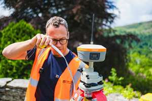 CHCNAV Ibase Super Base & Rover Drone <span class=keywords><strong>RTK</strong></span> GNSS Receiver SLAM IP68 -45~75 4G/Bluetooth/WiFi GLONASS/QZSS Survei Topografi - Product Image 2