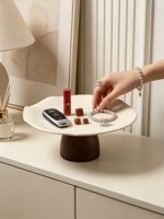 Bandeja de Cerâmica com Borda Ondulada e Pedestal de Madeira Sólida, Bandeja Elevada para Chaves, Joias, Perfume e Decoração de Cômoda