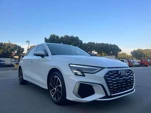 <span class=keywords><strong>Audi</strong></span> <span class=keywords><strong>A3</strong></span> 2021 <span class=keywords><strong>Sportback</strong></span> 35TFSI <span class=keywords><strong>Advanced</strong></span> Elegance Turbo, Volante a la Izquierda, Interior Oscuro, Asientos de Tela R17 - Product Image 3
