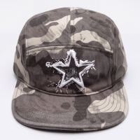 Casquette Trucker Camouflage en Sergé de Coton à 5 Panneaux avec Broderie 3D en Relief et Logo Personnalisé, Visière Plate et Dos en Maille Ajustable – Vente en Gros