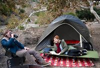 Lit de camping pliable en aluminium moderne et léger, avec système de verrouillage à levier, installation facile, portable, compact, pour les voyages en plein air, la chasse, la randonnée