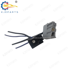 อะแดปเตอร์ตัวผู้เป็นตัวเมียแบบ2Pin อัตโนมัติเสาอากาศสำหรับรถยนต์ Honda ขนาด40ซม. - Product Image 3