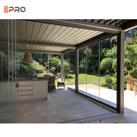 Pérgola APRO con Techo de Aluminio, Persianas Ajustables, Motorizada, Impermeable, con Control Remoto