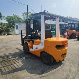 Chariot élévateur diesel de 3 tonnes fabriqué au Japon par TCM, modèle FD25, d'occasion, excellent état, pour les industries de vente au détail - Product Image 5
