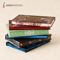 Édition collector : Impression de livres reliés avec tranches dorées, coffret et reliure cousue, personnalisable OEM