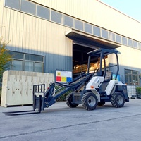 Mini chargeuse sur pneus télescopique articulée de 1.5 tonnes du fabricant chinois Chargeur de tracteur avec moteur central et composants de pompe