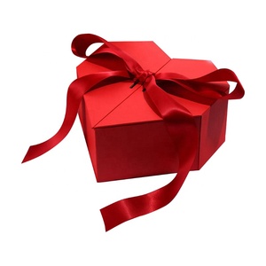 Cajas <span class=keywords><strong>de</strong></span> regalo magnéticas rojas <span class=keywords><strong>de</strong></span> <span class=keywords><strong>San</strong></span> Valentín, flor en forma <span class=keywords><strong>de</strong></span> corazón/caja <span class=keywords><strong>de</strong></span> papel <span class=keywords><strong>de</strong></span> embalaje <span class=keywords><strong>de</strong></span> Chocolate, caja <span class=keywords><strong>de</strong></span> regalo <span class=keywords><strong>de</strong></span> corazón <span class=keywords><strong>de</strong></span> lujo <span class=keywords><strong>para</strong></span> Arreglo Floral - Product Image 1