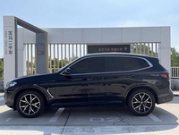 BMW X3 XDrive25i M Sport 2023, SUV de luxe moyen, 5 places, essence, pour l'exportation, Dark Turbo, intérieur tissu, jantes R19