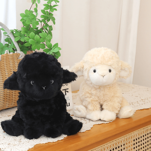 Peluche di Agnello Accovacciato Super Morbido Multicolore, Simpatico Animale di Peluche a Forma di Pecora per Bambini, Decorazione per Cameretta, Regali e Vendita all'Ingrosso - Product Image 4