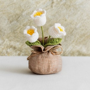 Plante en pot artificielle en crochet faite main, fleur de cloche, plante immortelle, sac porte-bonheur, décoration de plante en pot, cadeau de fête - Product Image 2