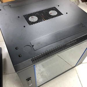 Boîte de communication sur pied à prix avantageux de 19 pouces, rack de serveur compact de 600 mm avec ventilateur de refroidissement, armoire réseau 12U - Product Image 5