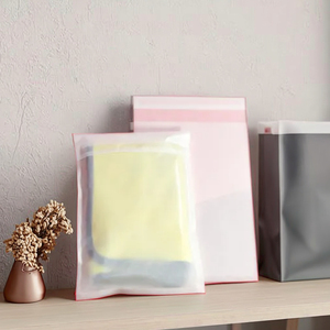 Vente en gros de sacs d'emballage en papier auto-adhésifs personnalisés design en <span class=keywords><strong>verre</strong></span> blanc pour <span class=keywords><strong>sous</strong></span>-vêtements t-shirts vêtements - Product Image 3