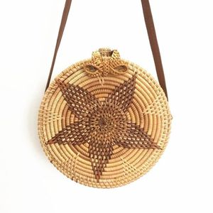Bolso de mimbre tejido a mano para mujer, hecho a mano, hecho a mano, tendencia, hecho en Vietnam - Product Image 6