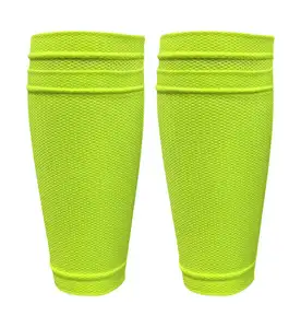 جوارب كاملة لحماية ساق كرة القدم جوارب للأرجل جوارب تدعم العجول تحتوي على أكمام مضغوطة