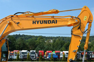 Excavatrice sur chenilles d'occasion Hyundai 220lc-9s d'origine coréenne, moteur Yanmar, pompe à engrenages, roulement, haute efficacité, bon état, vente - Product Image 5