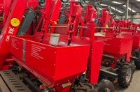 Nouvelle Planteuse de Pommes de Terre à 2 Rangs HONGZHU Shandong de Haute Qualité, Machine de Semis Fiable, Garantie 1 An, Haute Productivité