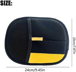 Plastic Pet Grooming Deshedding Glove Hair Removal and Cleaning for Cat <b>Beds</b> <b>Sofas</b> and Clothes Mat - Product Image 6