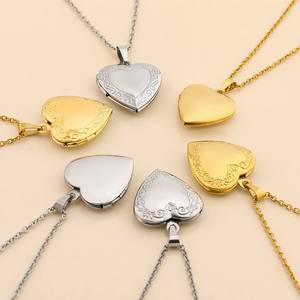 Collar con Medallón de Corazón de Acero Inoxidable 316L, Chapado en Oro de 18K PVD, Grabado con Filigrana, Recuerdo Romántico para Aniversario de Bodas - Product Image 1