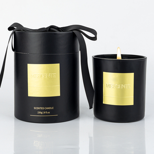 Mesciente Candele di Lusso in <span class=keywords><strong>Cera</strong></span> di Soia a Marchio Privato con Profumazione Personalizzata in Vasetto Nero con Coperchio per le Feste e Idea Regalo per la Festa della Mamma - Product Image 1