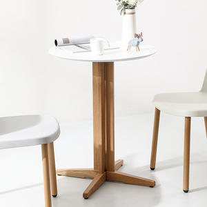 Mesa de Comedor Redonda de Madera con Acabado en Nogal Natural, Estructura Estable, para Sala de Estar, Cafetería, Uso en Conferencias - Product Image 2