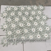 Dosseret de salle de bain en mosaïque de marbre artisanal, motif de marbre naturel, dosseret en carreaux verts