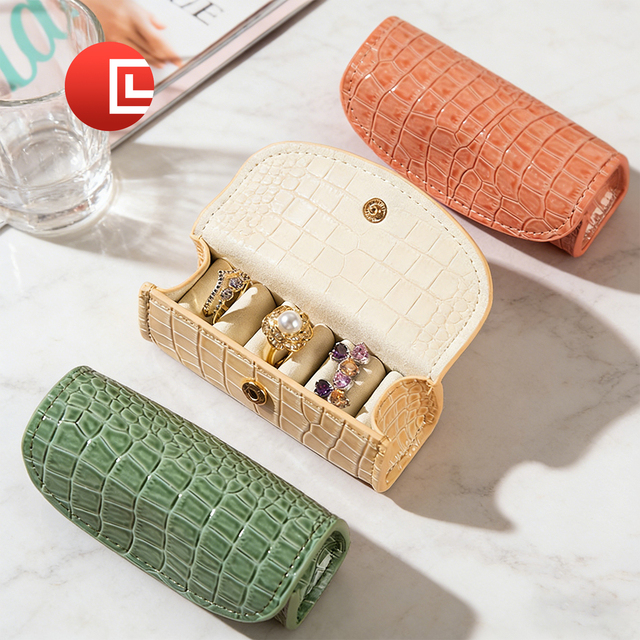Luxury Crocodile Grain Jewelry Box, Portable Mini Travel Jewelry Bag, Storage Case for Rings, Pendants, Earrings & Fine Jewelry