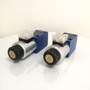 4WE6JA62/EG24N9K4 R900561290 Solénoïde directionnel en stock - Product Image 3