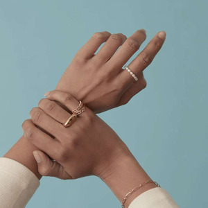 Di Fascia alta 18K Plain Oro Anelli In Acciaio Inox Trendy Appannamento Gioielli In Oro - Product Image 2