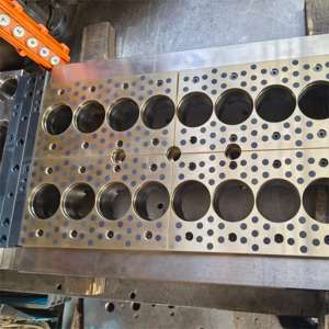 แม่พิมพ์ฉีดพลาสติก ABS ไนลอน PP PA POM ชิ้นส่วนสัตว์เลี้ยงที่มีความแม่นยำสูง - Product Image 4