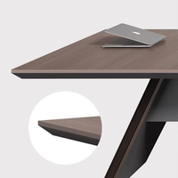 Table de conférence et chaises brun foncé grande taille en bois durable mobilier de bureau panneau de table en bois moderne pour salle de conférence