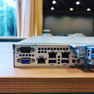 Serveur en rack certifié 1U PowerEdge R240 Xeon E-2224 3,4 GHz 8 Go DDR4 avec garantie de 3 ans, 4 disques durs LFF en stock - Product Image 1